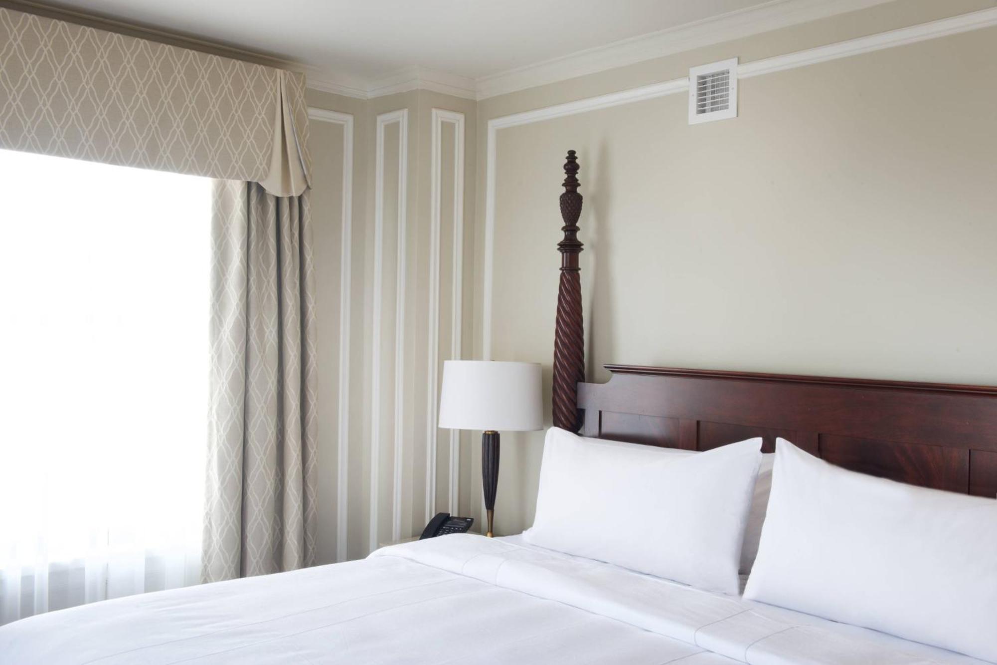 Готель Marriott Syracuse Downtown Екстер'єр фото